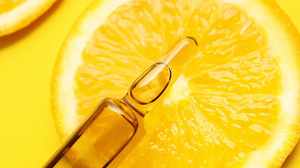 Natural glow ingredients like Vitamin C, hyaluronic acid, turmeric